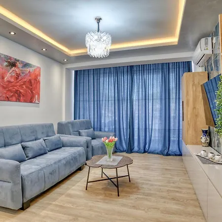 Comfort Apartment Near The Beach Будва Екстер'єр фото