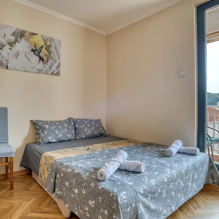 Comfort Apartment Near The Beach Будва Екстер'єр фото